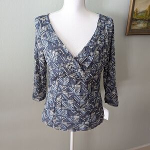 NEW Y2K Access Women's Large Fitted Surplice Blue Cream Mesh Geometric Shirt